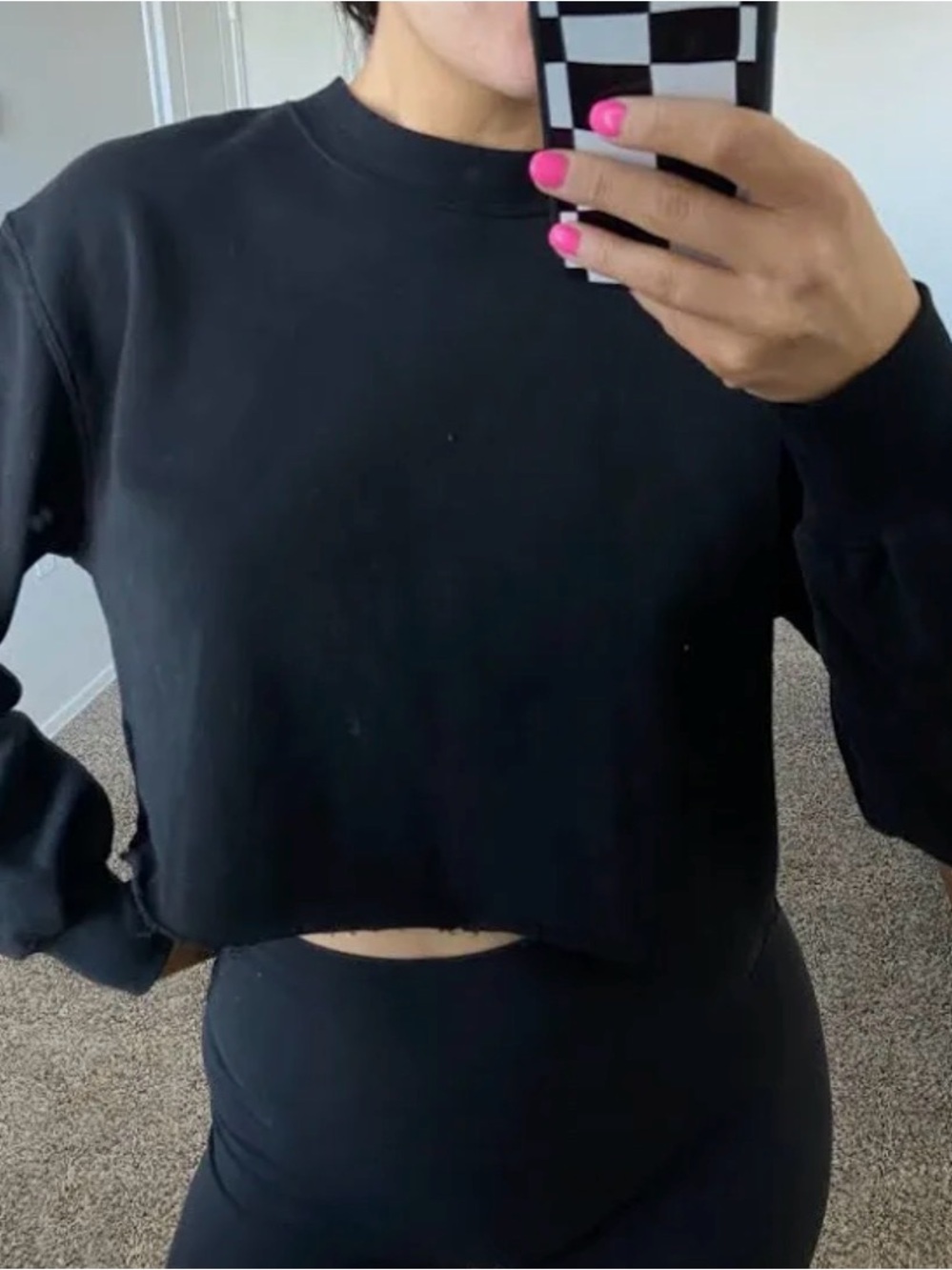 H&M Black Cropped Crewneck Sweater - Women Size Small